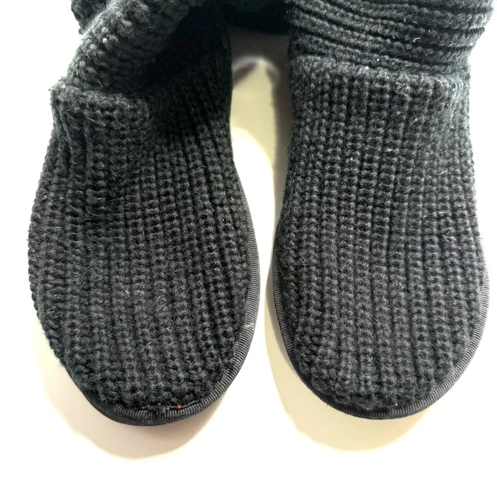 UGG Cardy Black Talk Knit Boots Women's size 7 Classic Three Buttons‎ Flaw 5819
